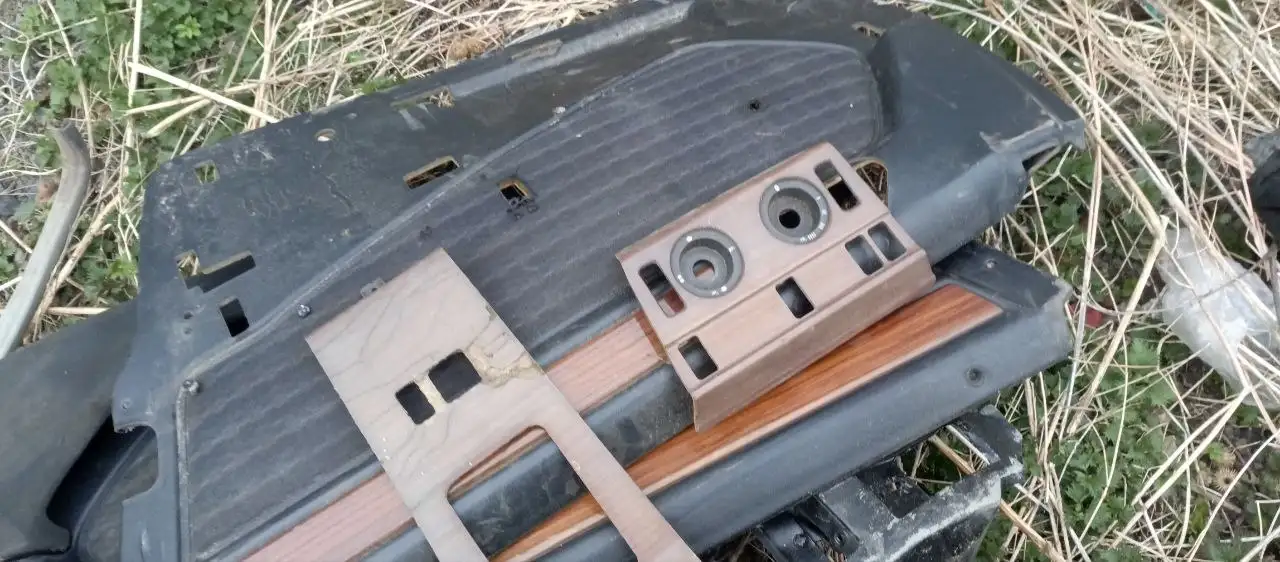 Автомобиль на разборе - Запчасти (Авто) в Калининград