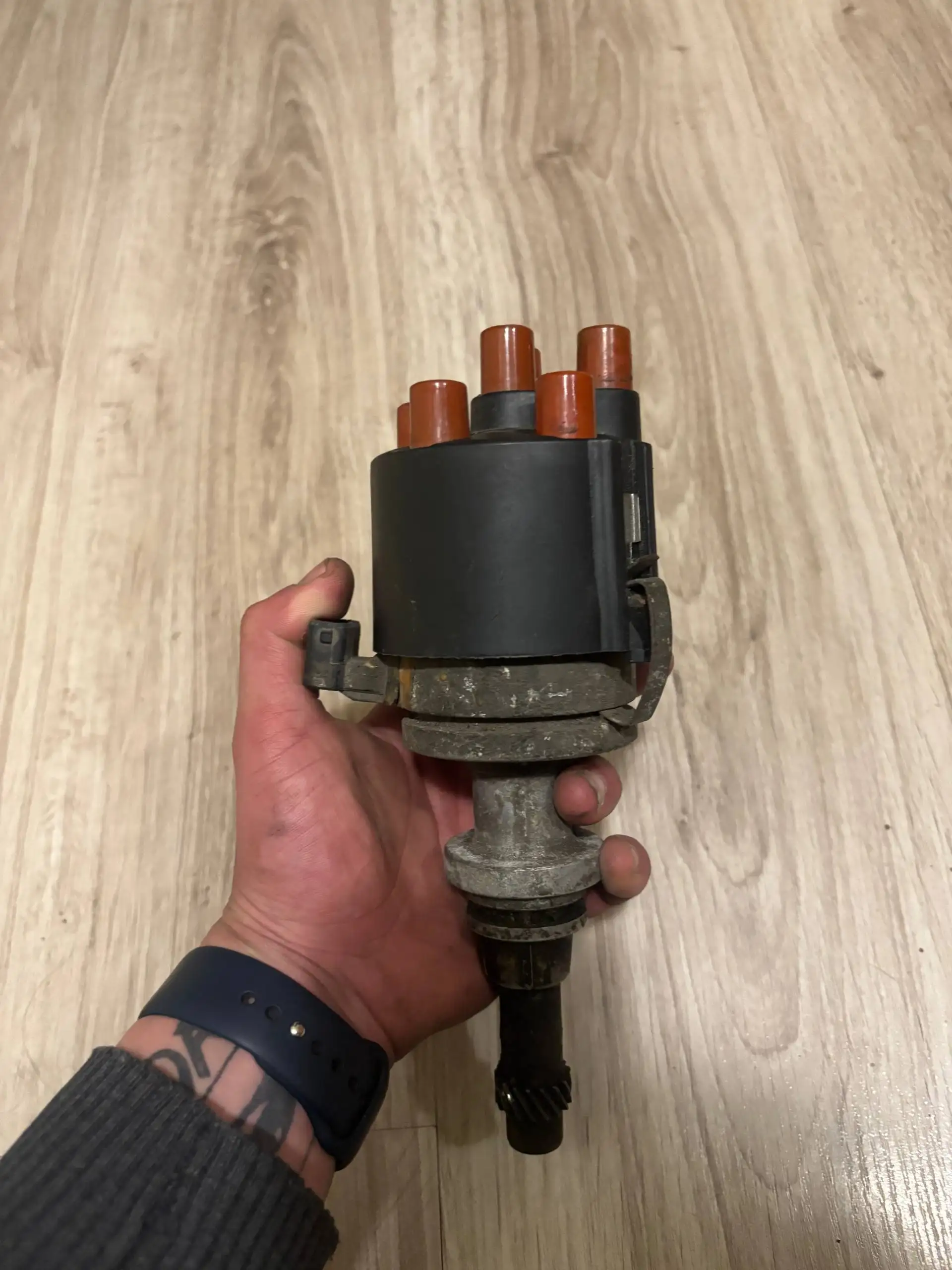 Запчасти для автомобилей ГАЗ и ВАЗ - Автомобильные запчасти (Запчасти) в Калининград