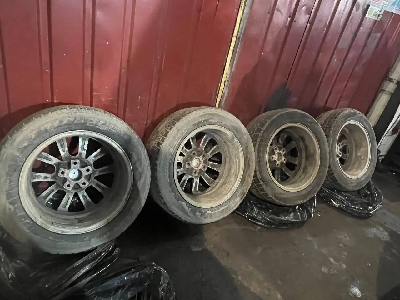 Продажа автомобильных шин и дисков - Шины и диски (Авто) в Калининград