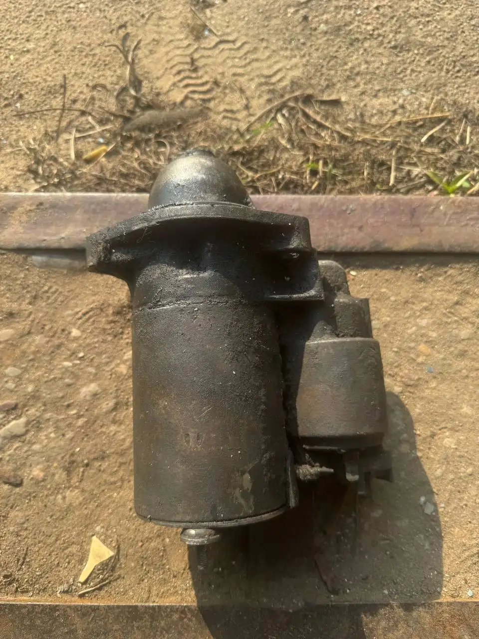 Стартер на Audi 1.8 - Автомобильные запчасти (Запчасти) в Калининград