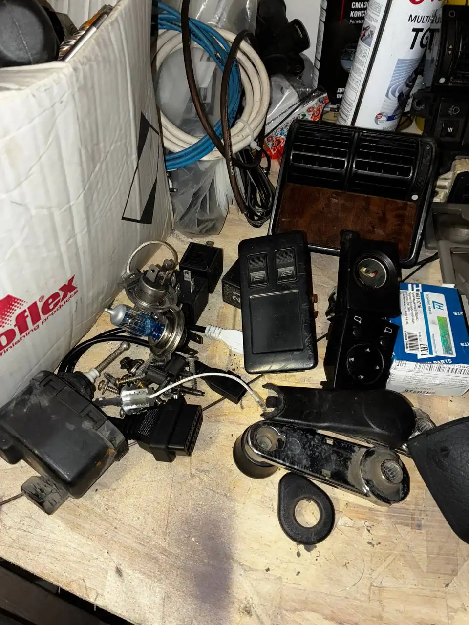 Запчасти для Audi 100 C4 - Автозапчасти (Запчасти) в Калининград