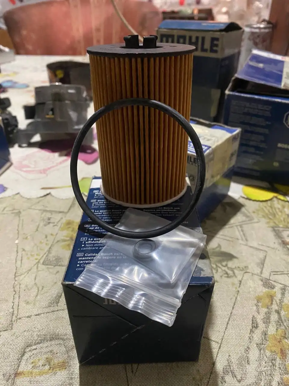 Масляный фильтр Bosch для Audi, VW, Skoda, Seat - Фильтры (Запчасти) в Калининград