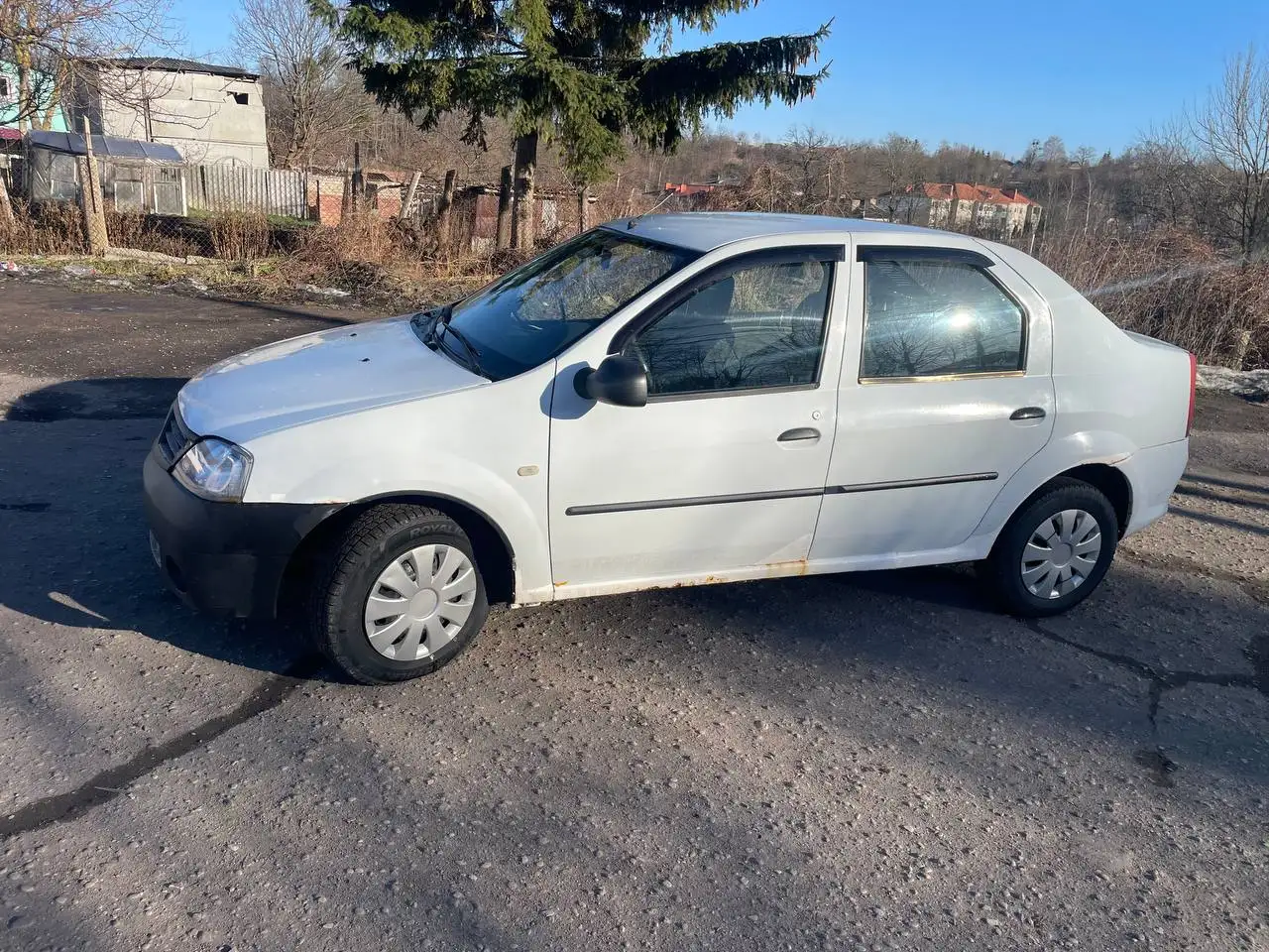 Продажа Renault 1.4 2011 года с проблемой КПП - Легковые автомобили (Авто) в Калининград