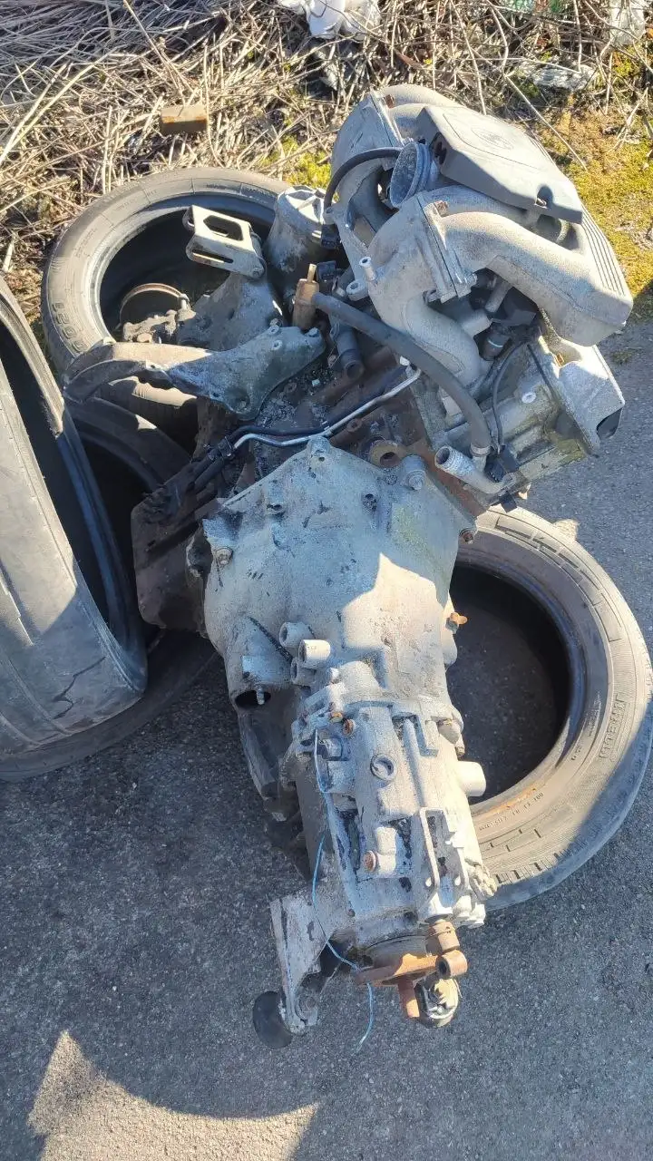 BMW двигатель 1.8 свап комплектом или по частям - Двигатели (Запчасти) в Калининград