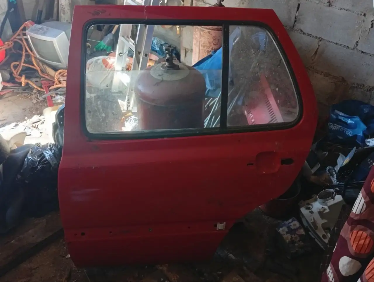 Запчасти на Volkswagen Golf 3 1.6 1996 года - Автозапчасти (Запчасти) в Калининград