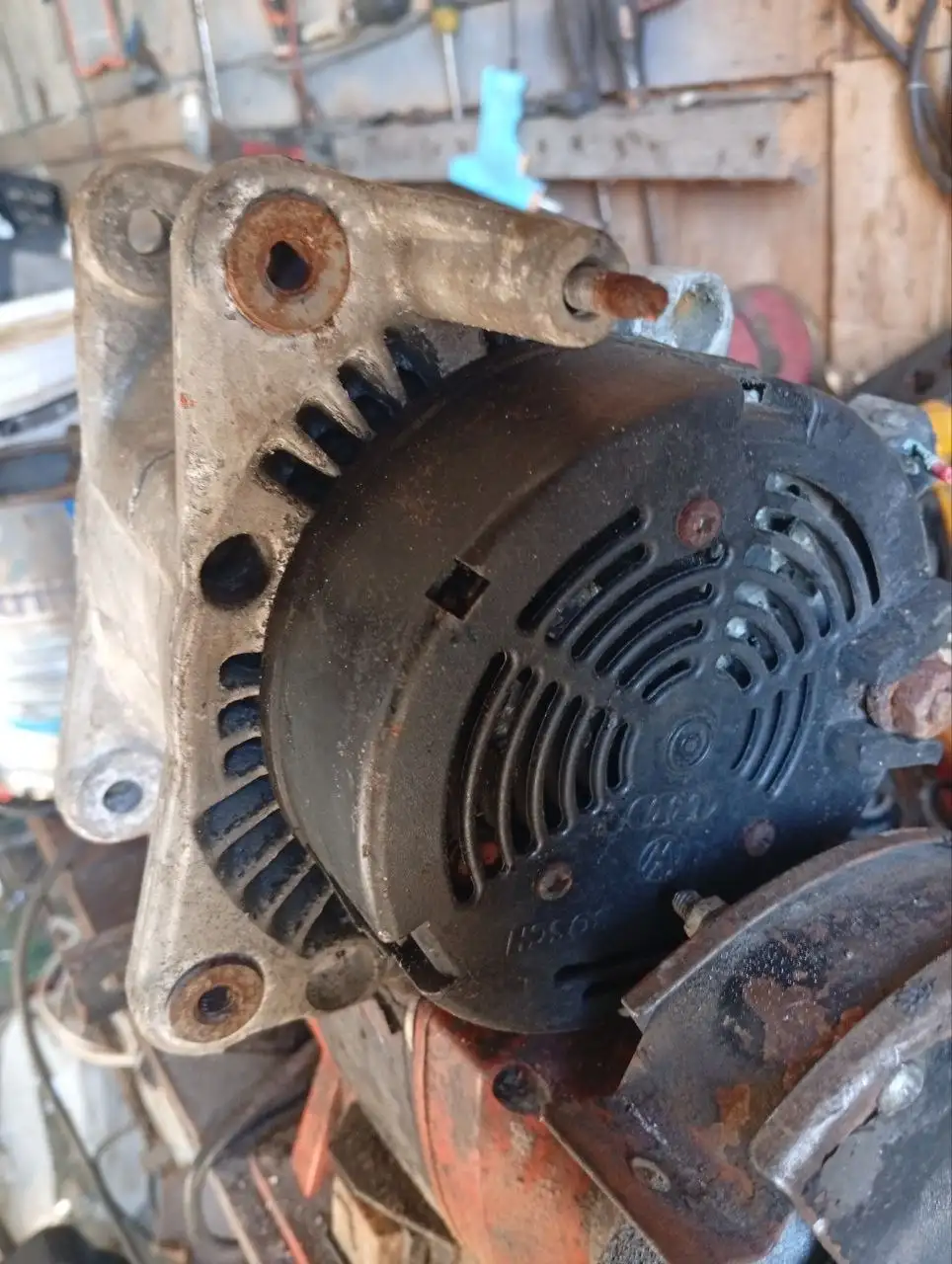 Запчасти на Volkswagen Golf 3 1.6 1996 года - Автозапчасти (Запчасти) в Калининград