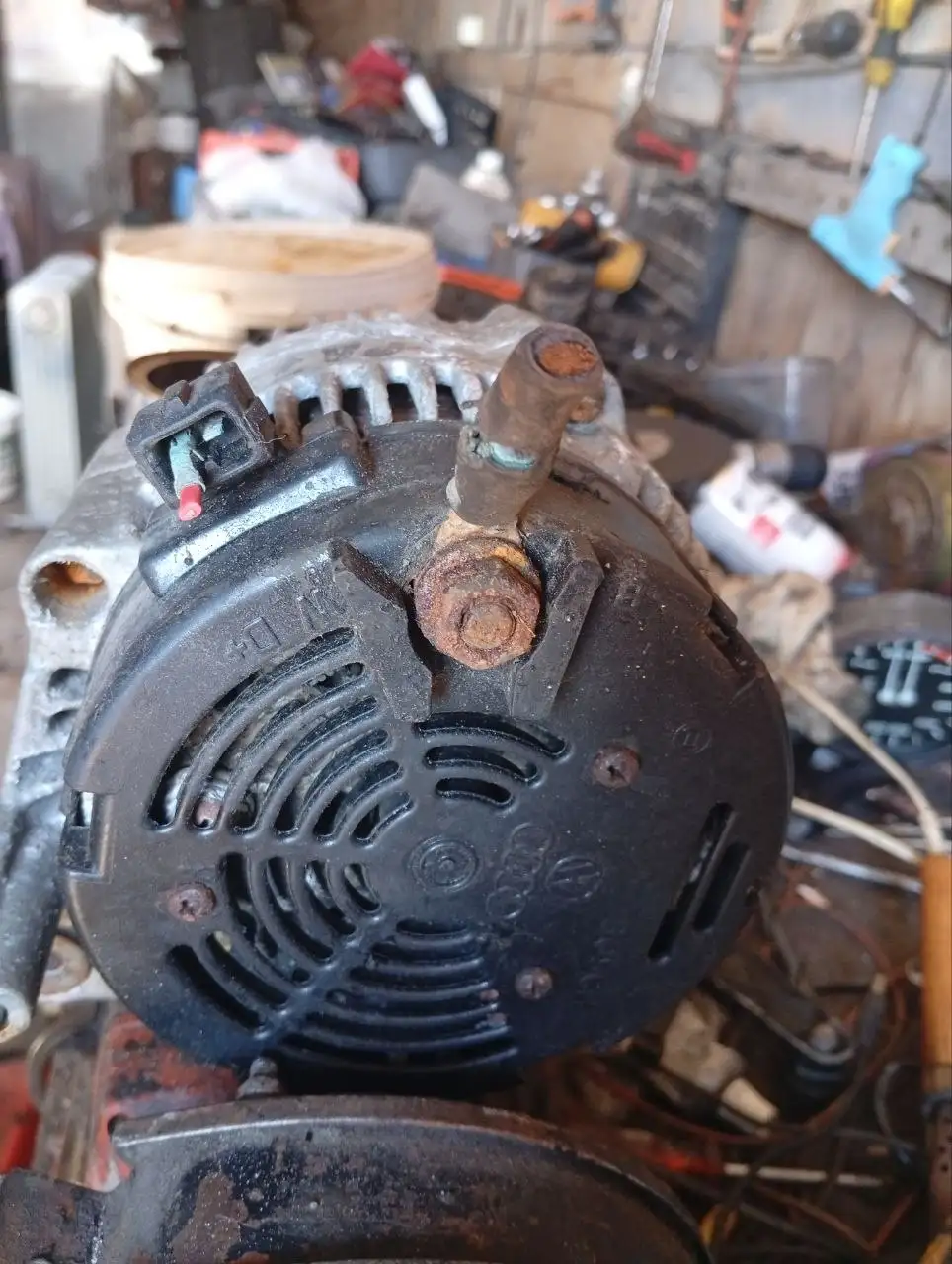 Запчасти на Volkswagen Golf 3 1.6 1996 года - Автозапчасти (Запчасти) в Калининград