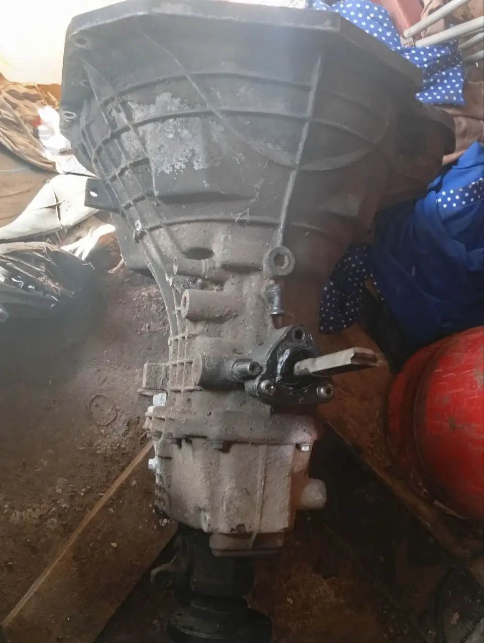 Запчасти на Ford Transit 95 2.5 дизель - Автомобильные запчасти (Запчасти) в Калининград