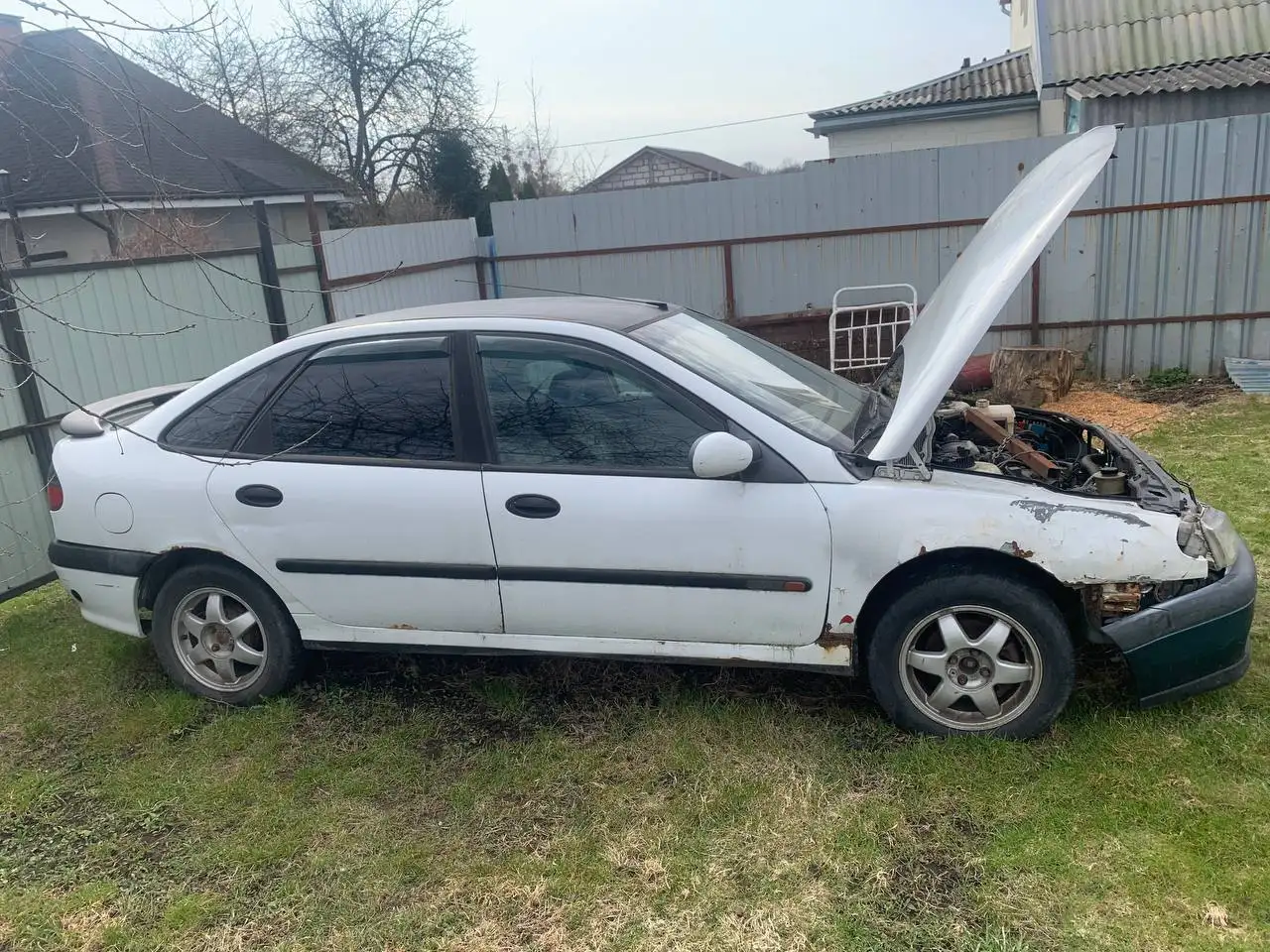 Автобарахолка Калининград - Запчасти (Авто) в Калининград