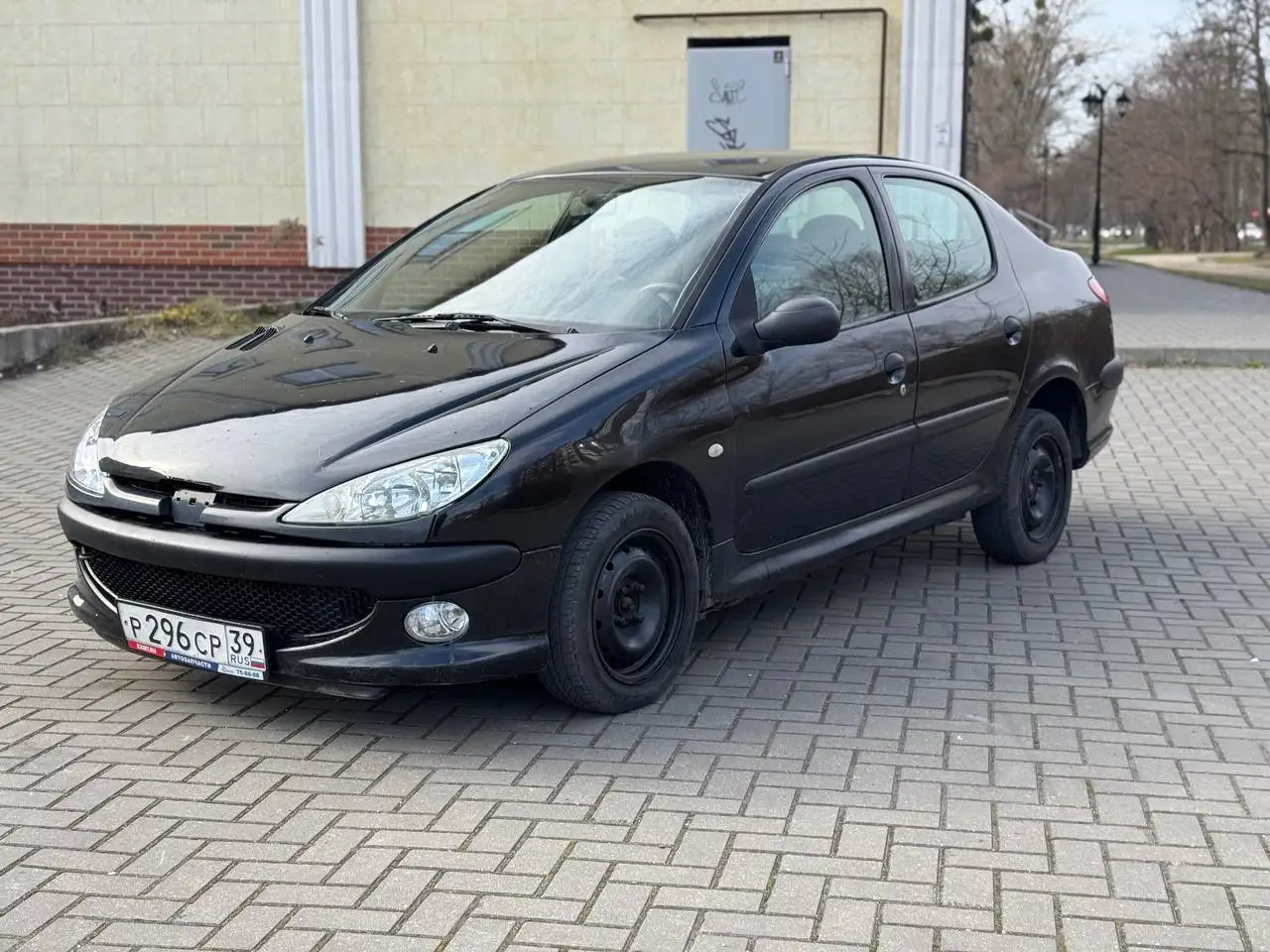 Пежо 206 2006 года 1.4 МКПП - Авто в Калининград