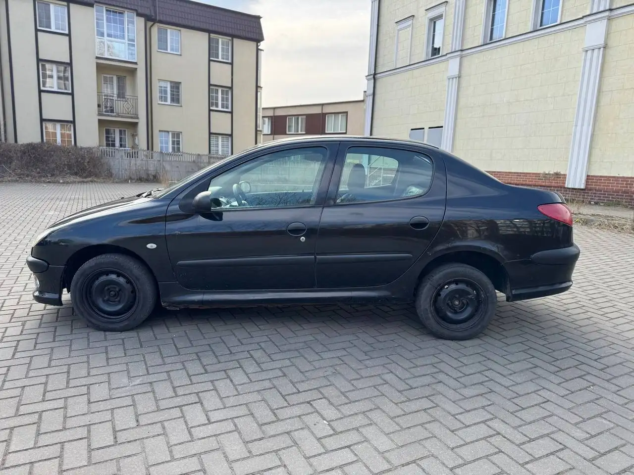 Пежо 206 2006 года 1.4 МКПП - Авто в Калининград
