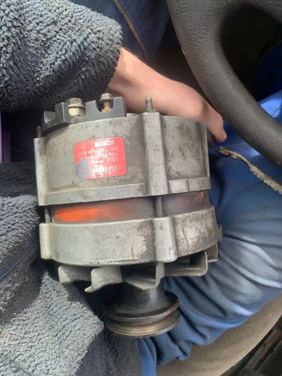 Генератор для Volkswagen Passat B3 - Запчасти (Авто) в Калининград