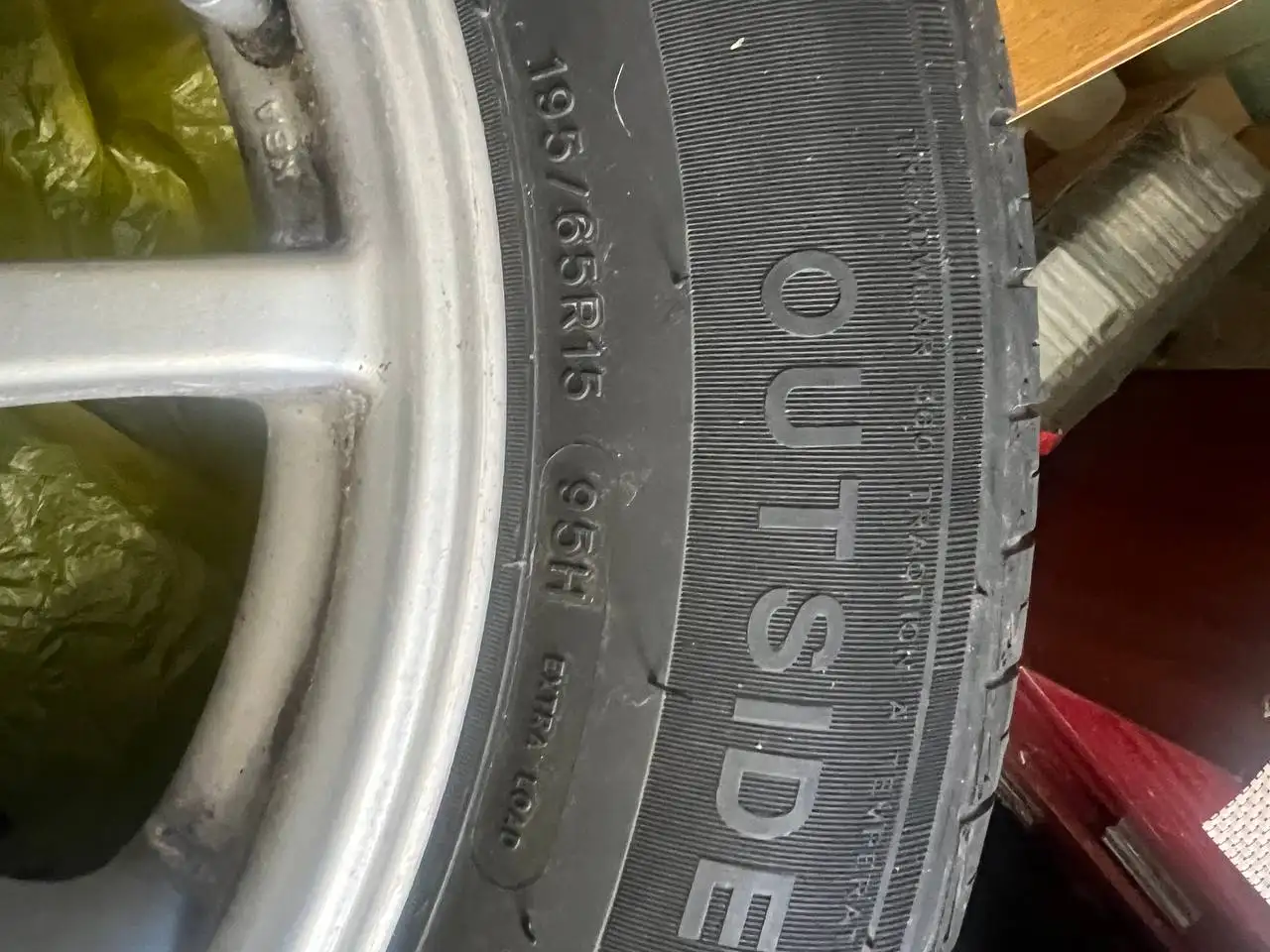 Продам комплект колес для Nissan Almera Classic - Запчасти (Авто) в Калининград