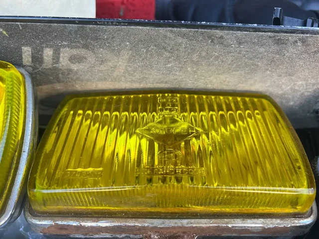 Продам противотуманные фары на Волгу/ниву/жигули - Автоковры в Калининград