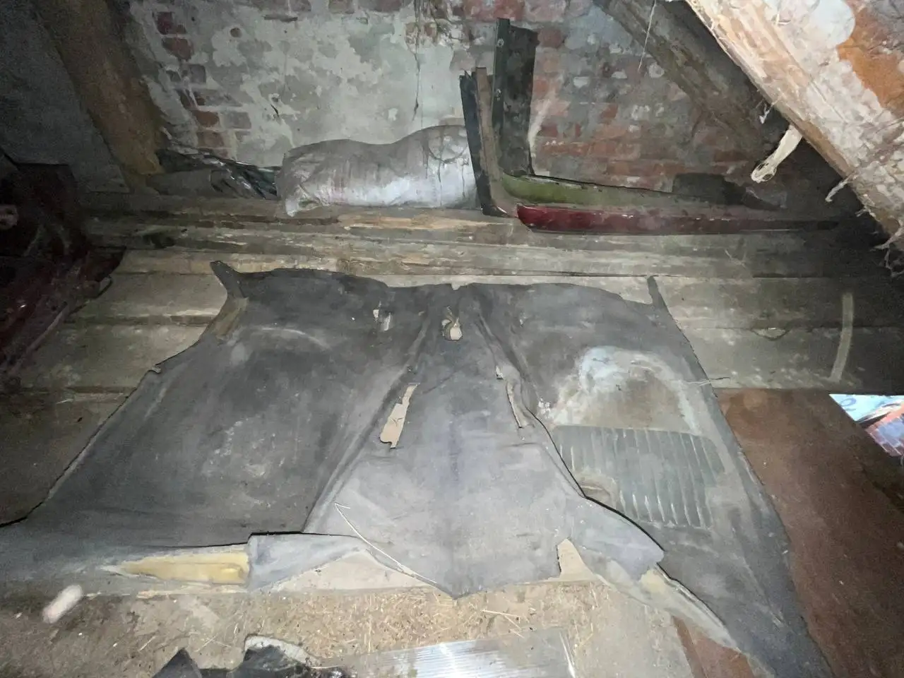 Ковер передний е34 - Автоковры (Запчасти) в Калининград