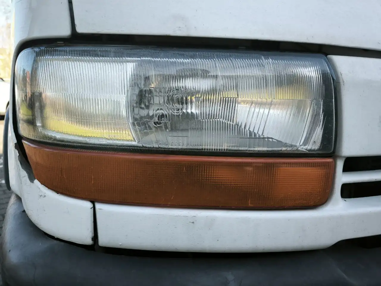 Фара и поворотник на Рено Мастер 2001 - Автомобильные запчасти (Запчасти) в Калининград