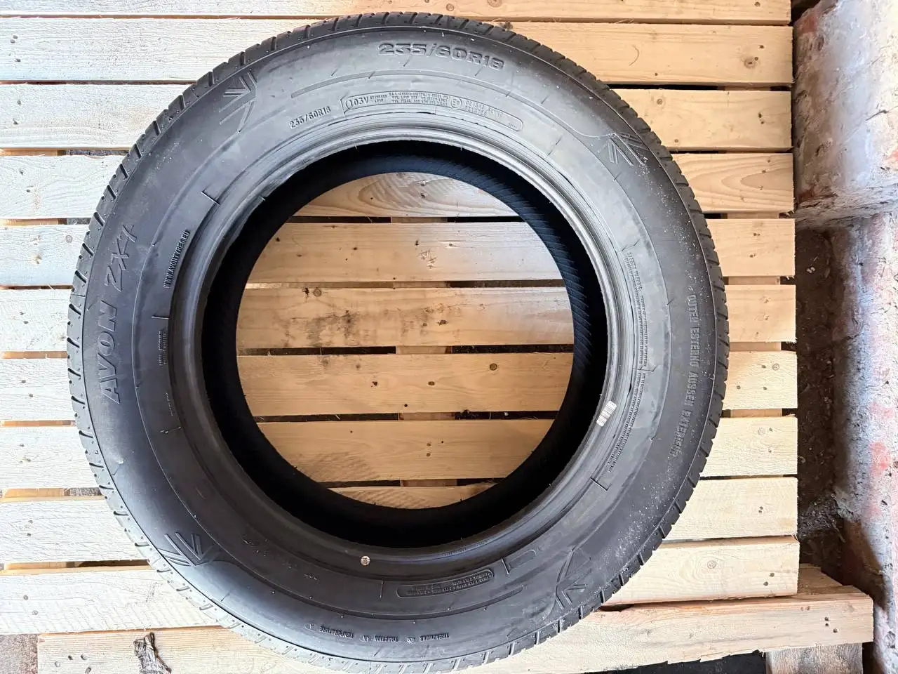 Шина Dunlop новая - Шины (Авто) в Калининград