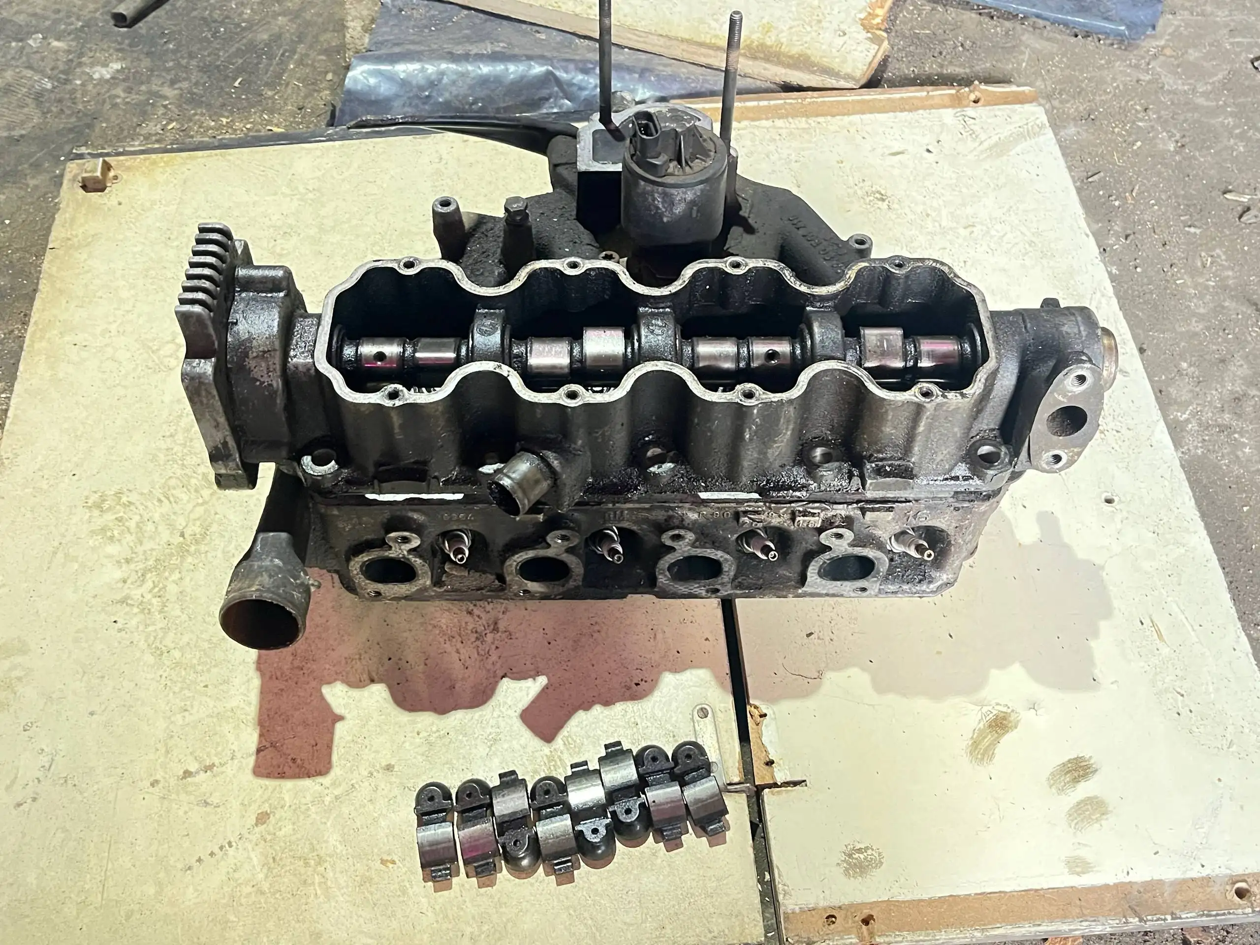 ГБЦ Opel Astra F/G 1.6 Бензин с впускным коллектором - Автозапчасти (Запчасти) в Калининград