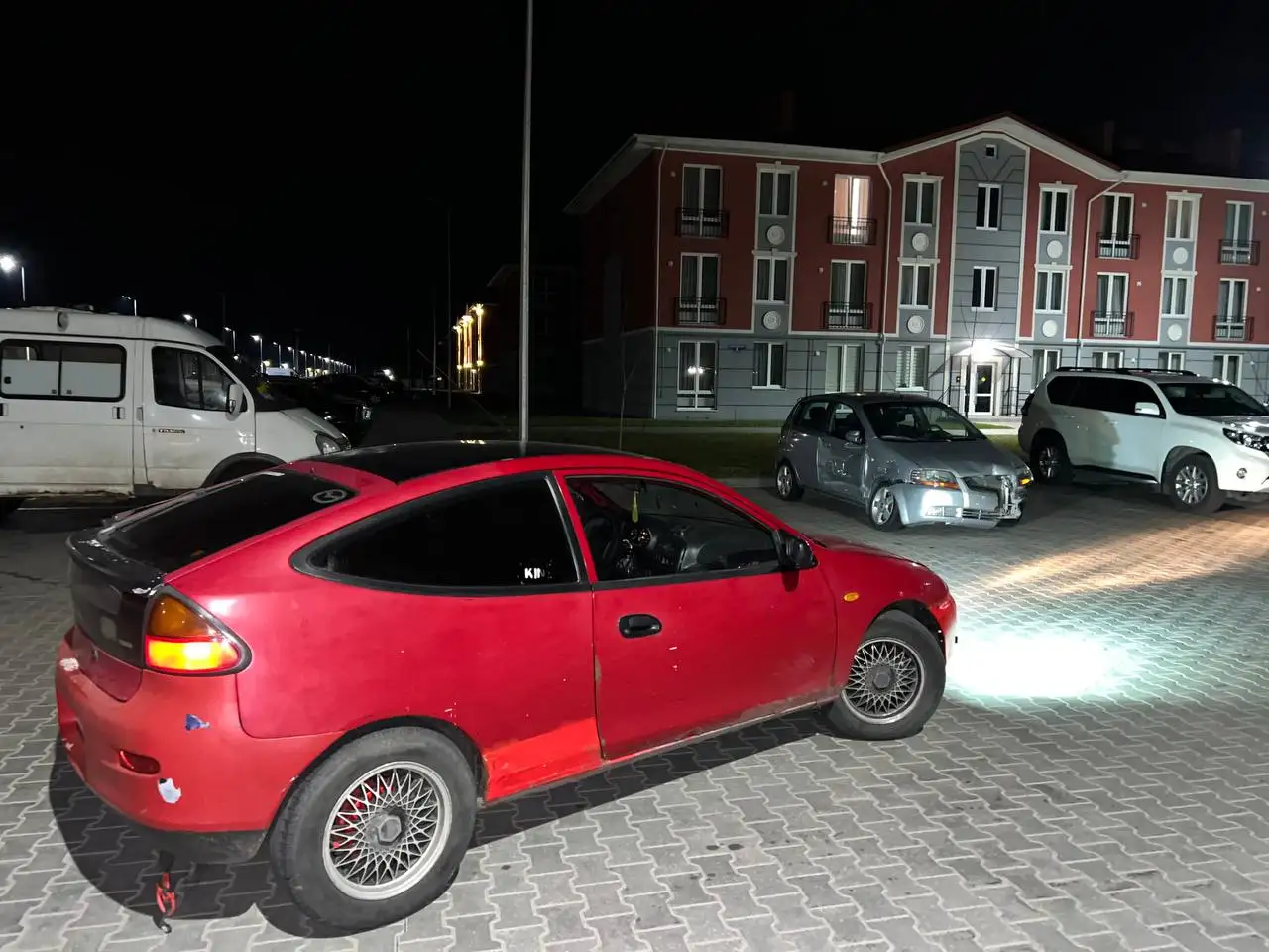 Продам Мазду 323 - Легковые автомобили (Авто) в Калининград