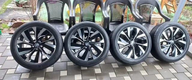 Колёса Р18 215/50 2025 года в сборе - Авто в Калининград