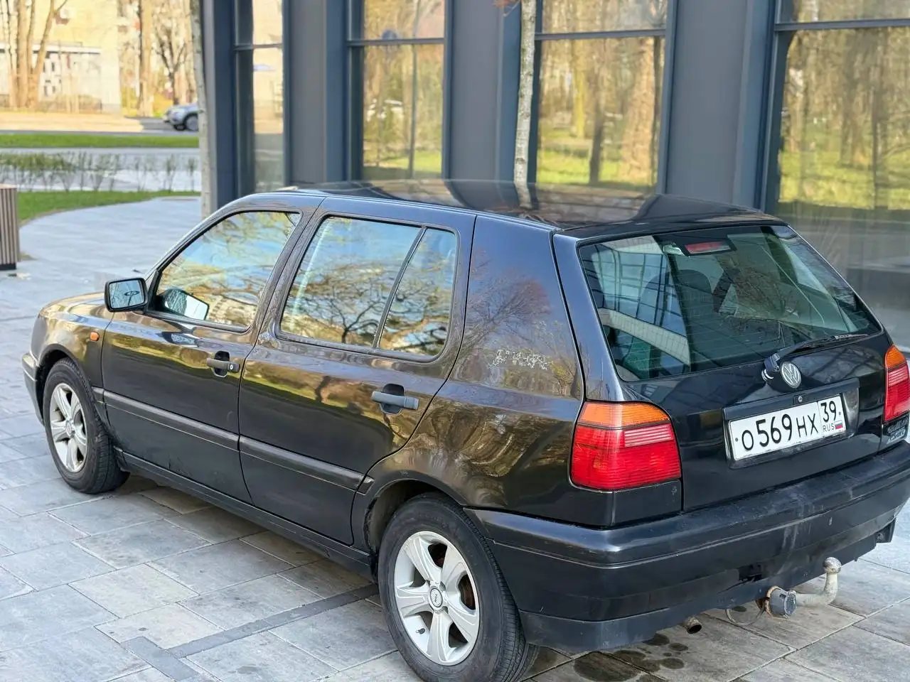 Фольксваген гольф 3 1.6 бензин механика 2009 года - Авто в Калининград