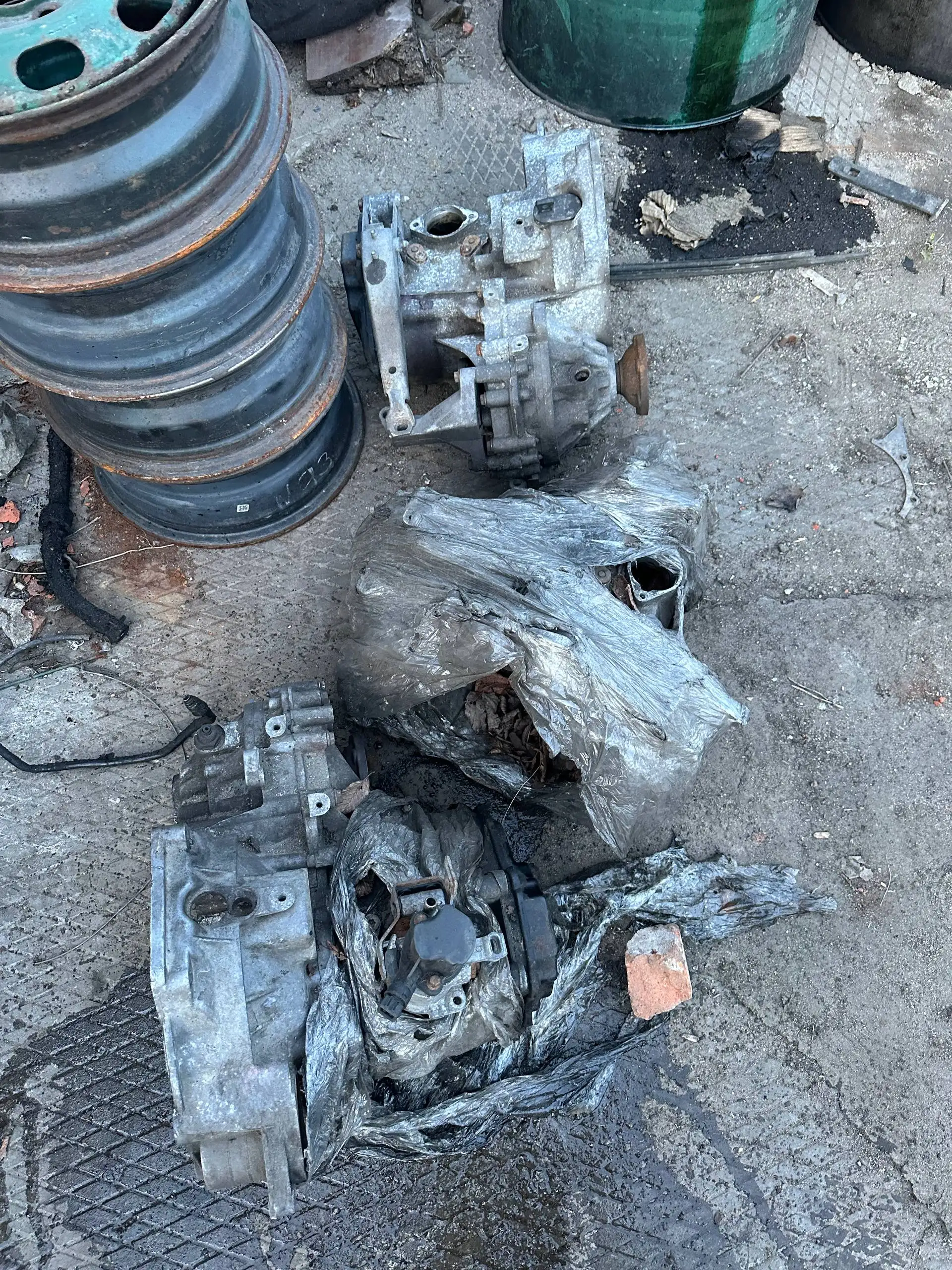 МКПП пассат, гольф и тд - Запчасти (Авто) в Калининград