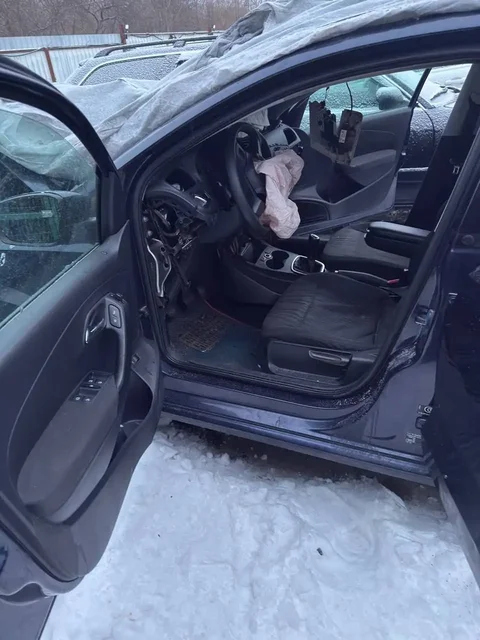 Продажа автомобиля Volkswagen Polo седан 2012 года по запчастям после ДТП - Автомобильные запчасти в Балтийск