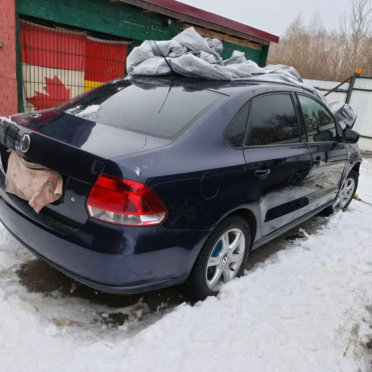 Продажа автомобиля Volkswagen Polo седан 2012 года по запчастям после ДТП - Автомобильные запчасти (Запчасти) в Балтийск