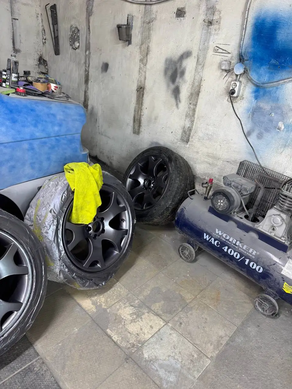 Колеса R19 5/120 72.6 летние - Диски и колеса (Запчасти) в Калининград