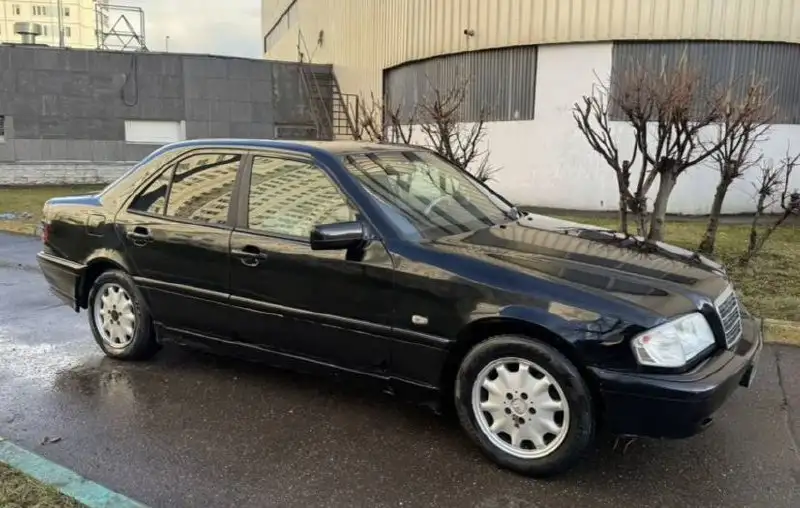 Продам Mercedes-Benz C-класс 1998 года - Легковые автомобили (Авто) в Калининград