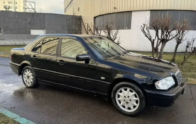 Продам Mercedes-Benz C-класс 1998 года - Легковые автомобили в Калининград