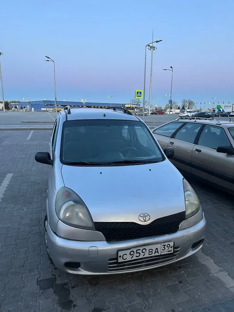 Toyota Yaris Verso 1.4 турбодизель 2002 - Ремкомплекты двигателя в Калининград