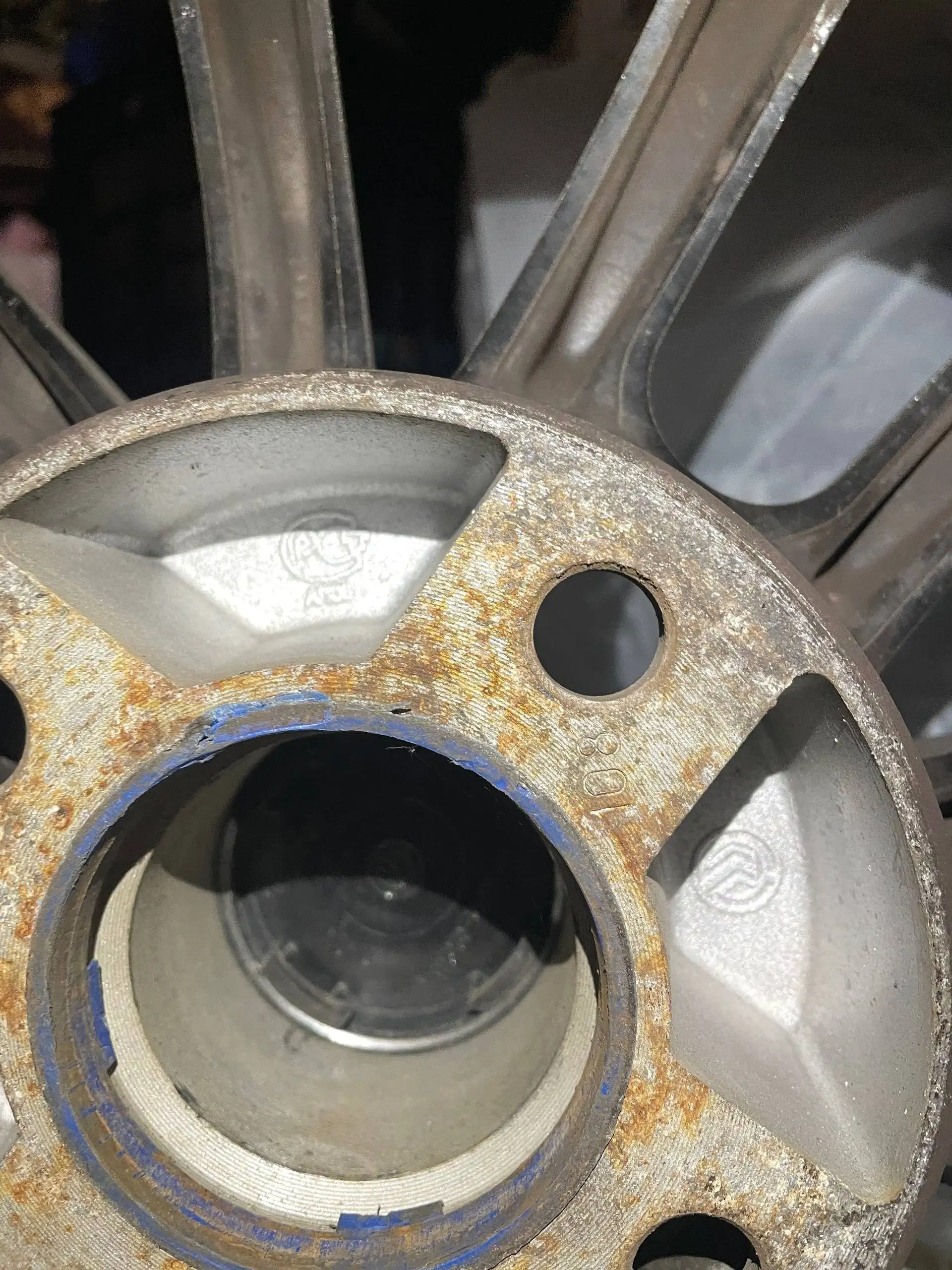 Литые диски R15 4x108 от Peugeot 206 в Калининграде - Диски (Запчасти) в Калининград