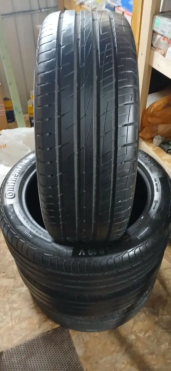 Шины летние 235/50 R19 2023 года - Шины (Авто) в Калининград