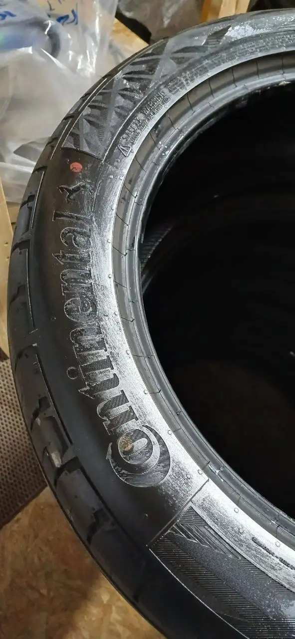 Шины летние 235/50 R19 2023 года - Шины (Авто) в Калининград