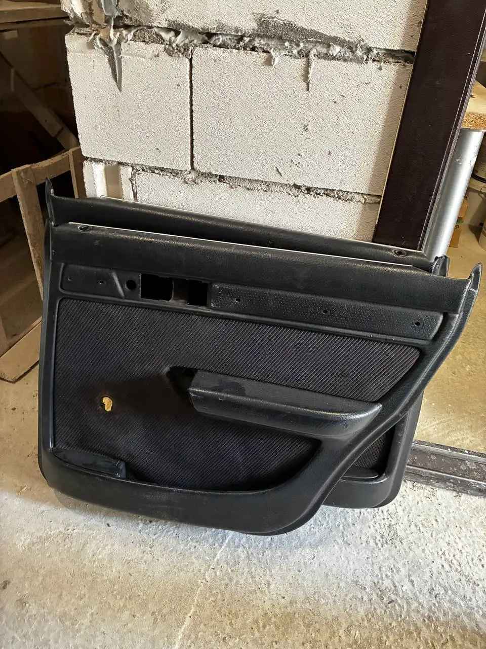 Дверные карты Ауди 100 С4 - Запчасти для легковых авто (Авто) в Калининград