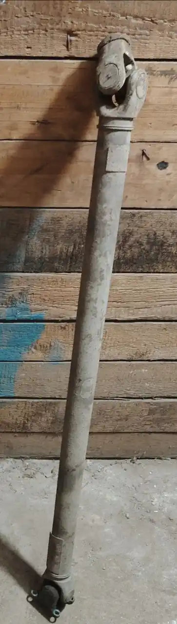 Продам карданный вал Nissan