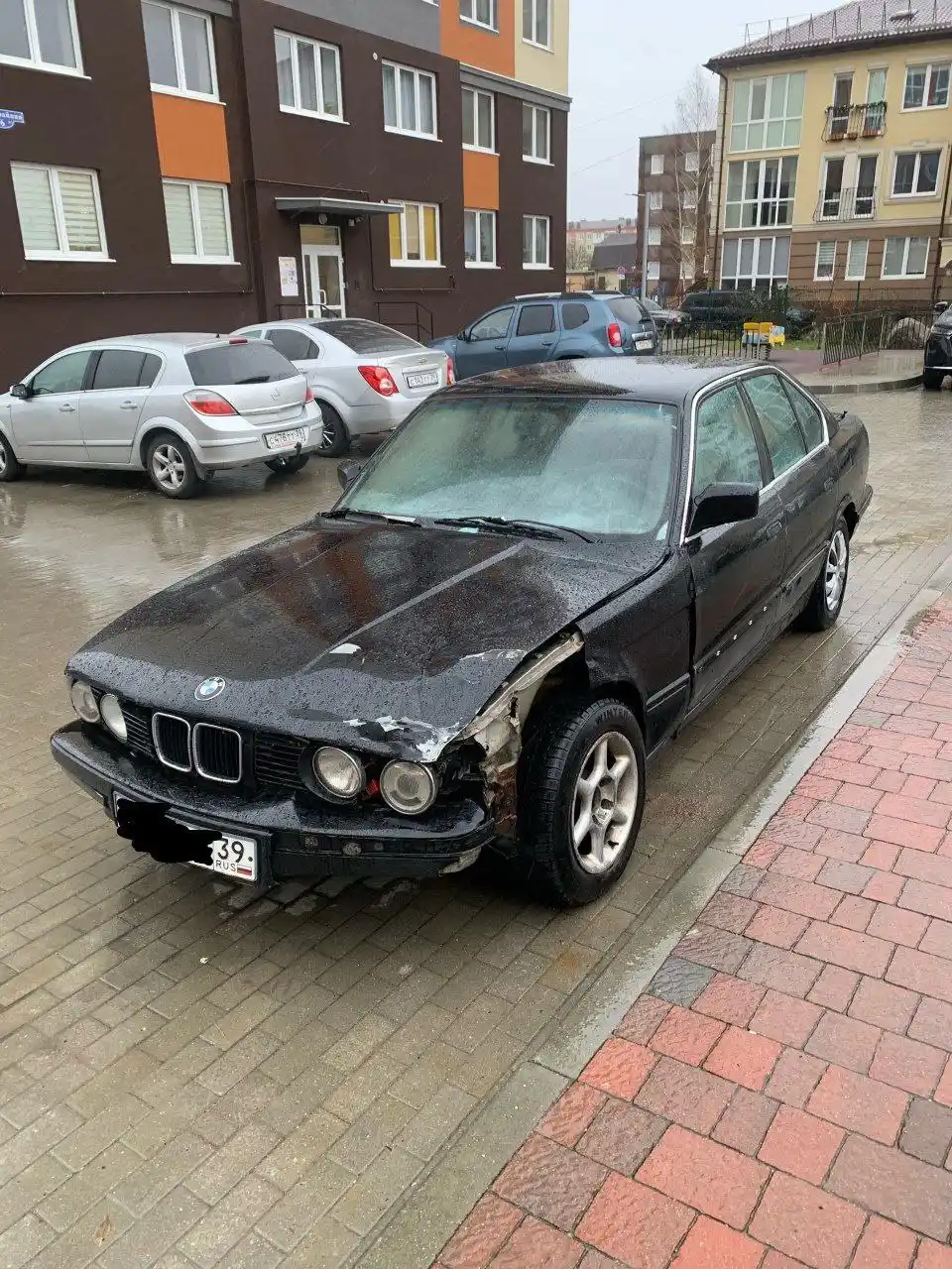 Продам BMW E34 524d