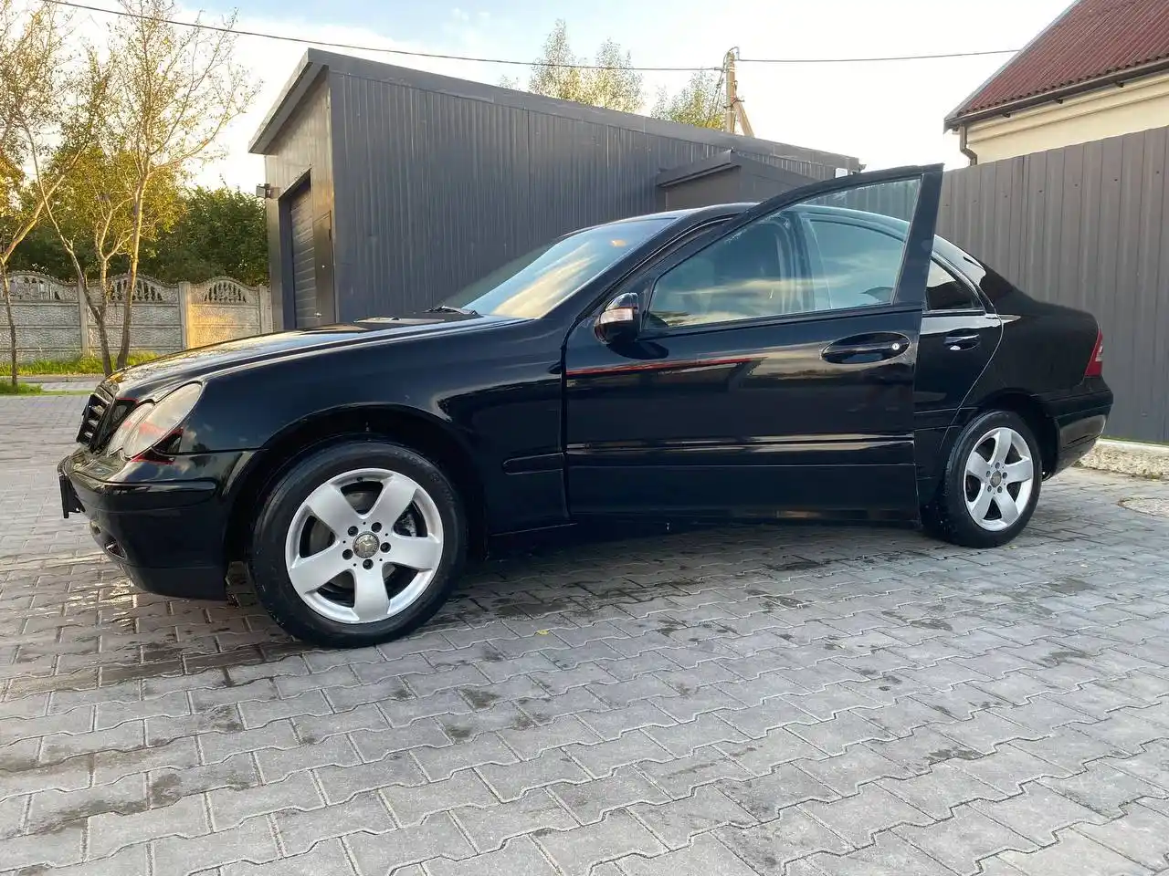 Мерседес 203 2.0 механика