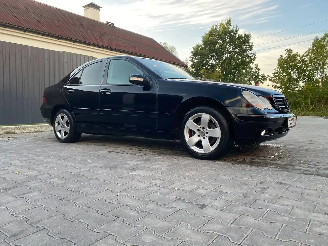 Мерседес 203 2.0 механика