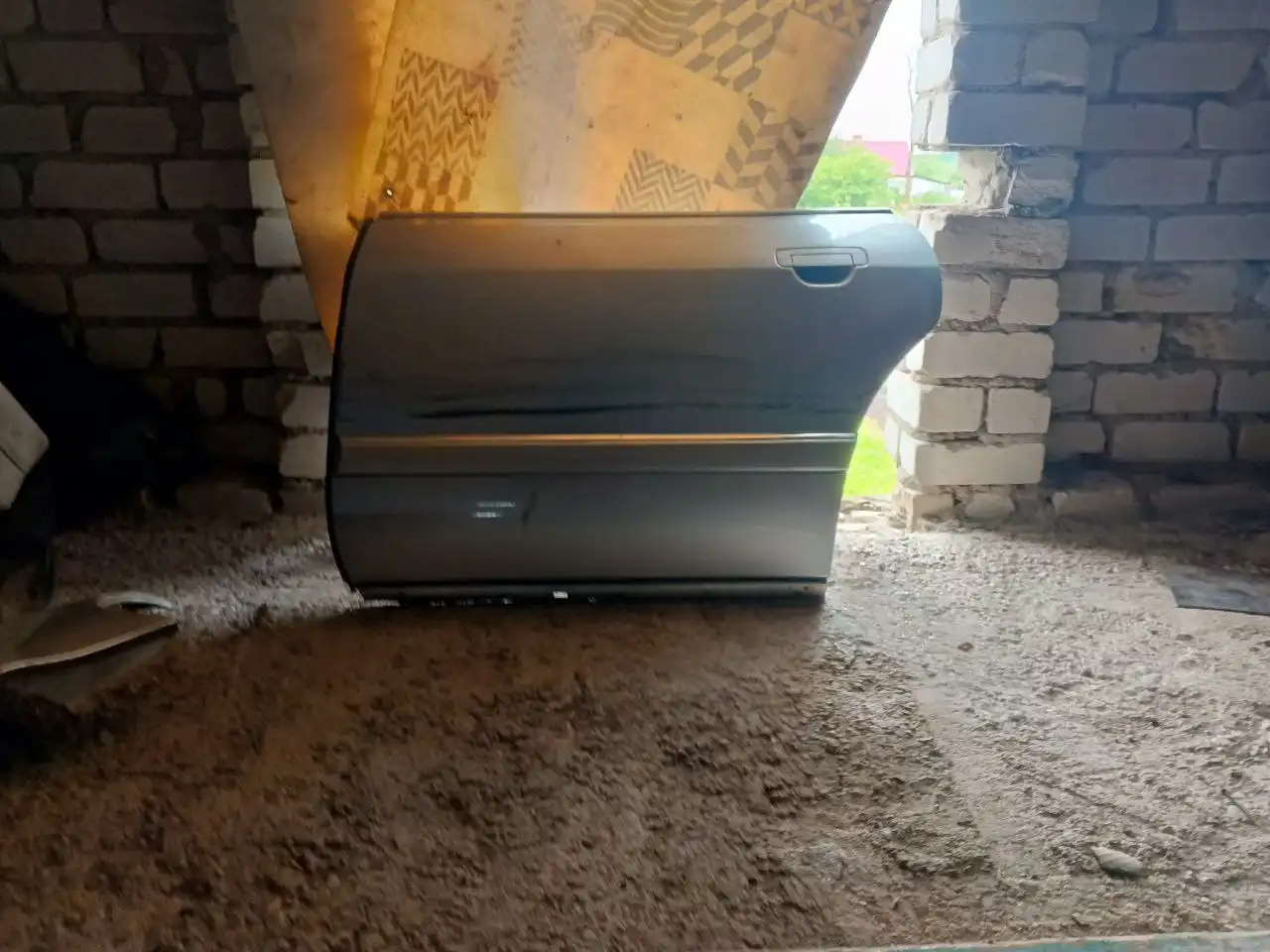 Продам на Audi a8 d2 дорест