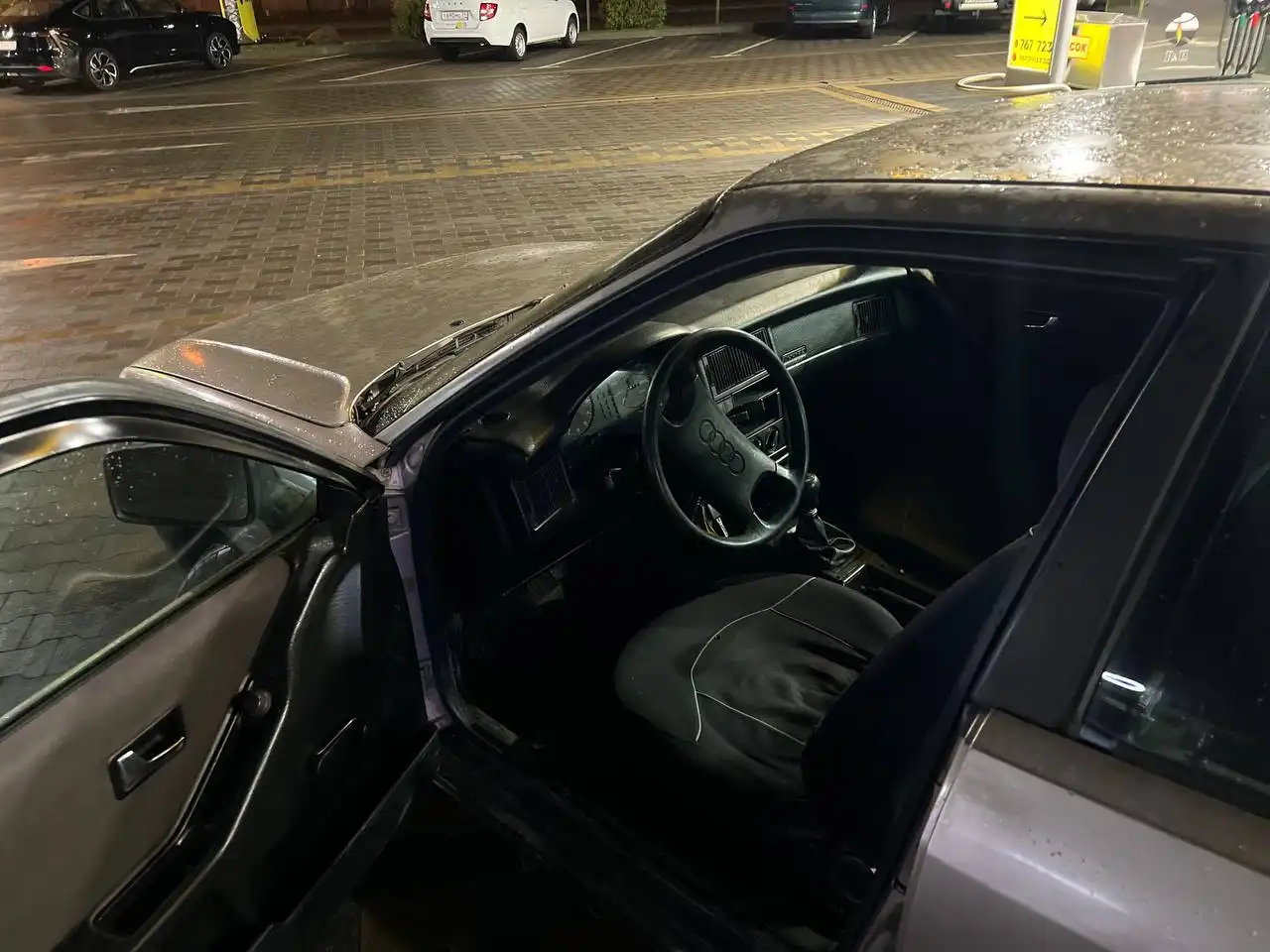 Продам Audi 80 в хорошем состоянии