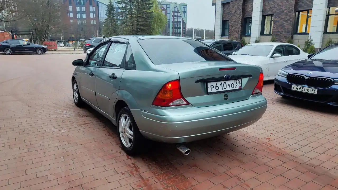 Ford Focus 2003 2.0 автомат