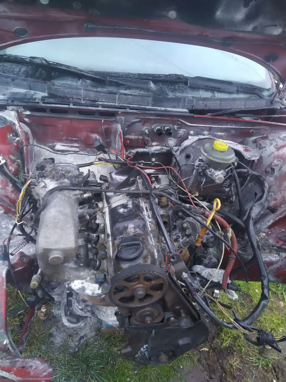 Разбор Audi 80 1.8