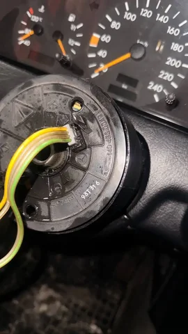 Шлейф подруливай заднего колеса для W202 - Запчасти в Калининград