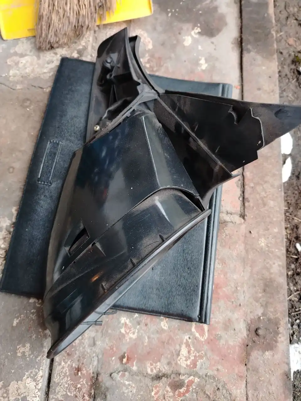 Продажа автозапчастей в Калининграде