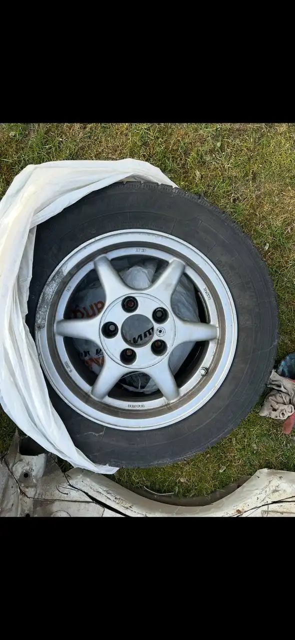 Продам диски с резиной 36 размера