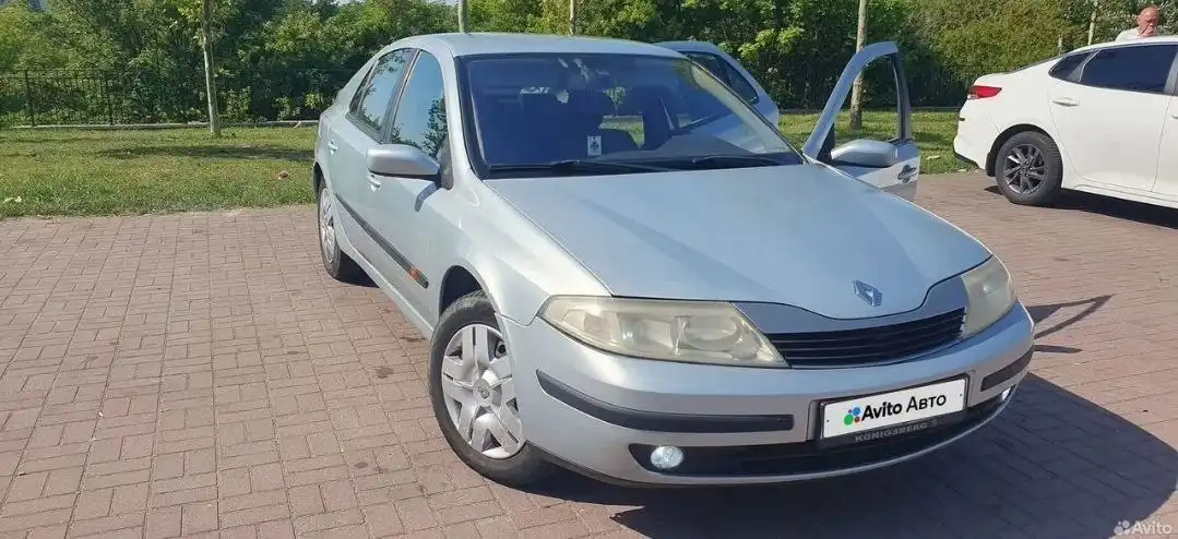 Продажа Renault Laguna 2 2001 года
