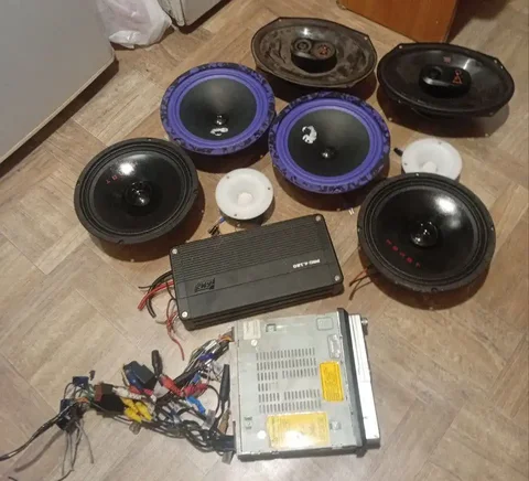 Продажа автозвука: магнитола, динамики, усилитель - частное объявление в Черняховск