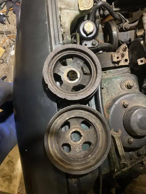 Шкив коленвала на Mitsubishi 4J93